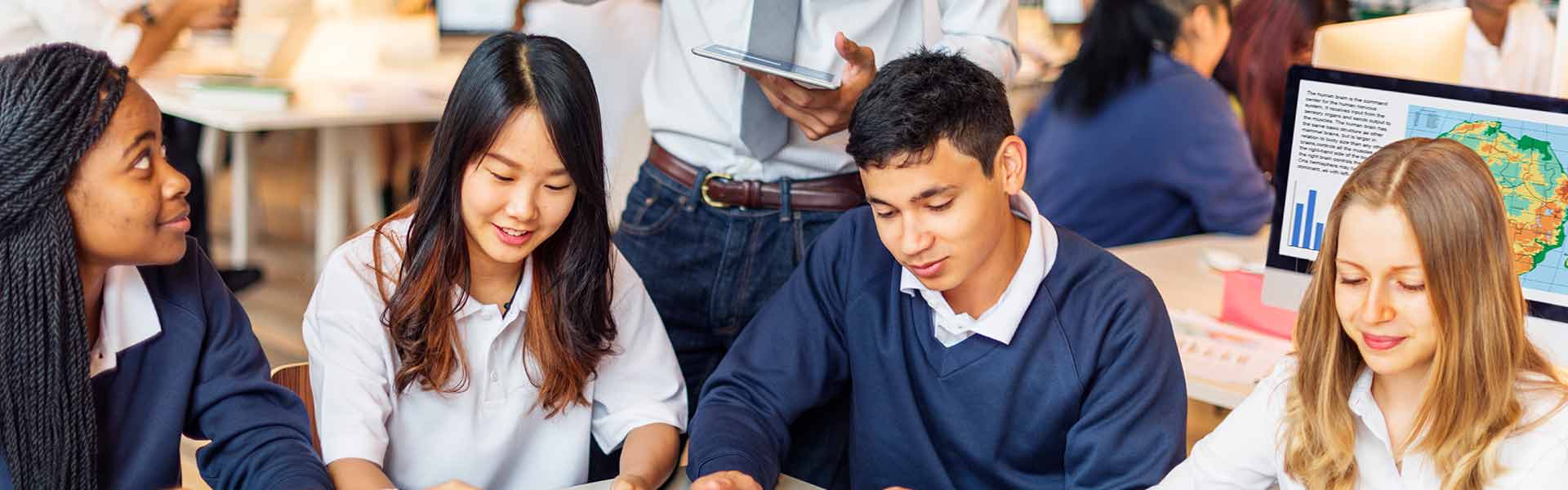 What Are Some Tips for International Students Applying to U.S. Colleges?