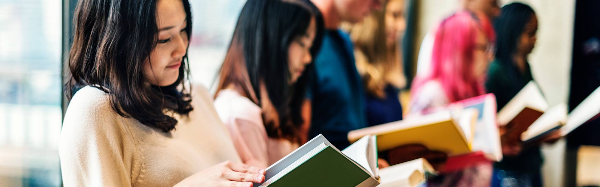 How to Improve Your Chances of Getting into the Top Universities